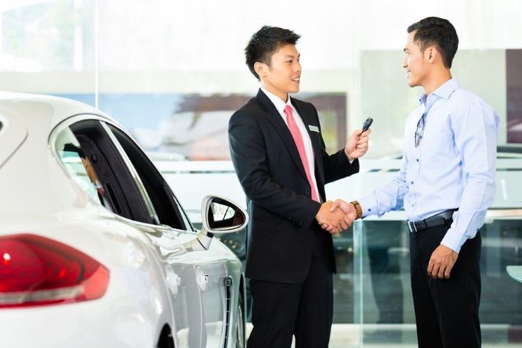 mobil bekas, Mobil honda, Populer Otomotif, artikel terpopuler, penipuan segitiga, BYD Dolphin, review pengguna, Mazda CX-3 Kuro, insentif impor mobil listrik, Pemerintah Raup Triliunan, Mitos Kaki-kaki Honda