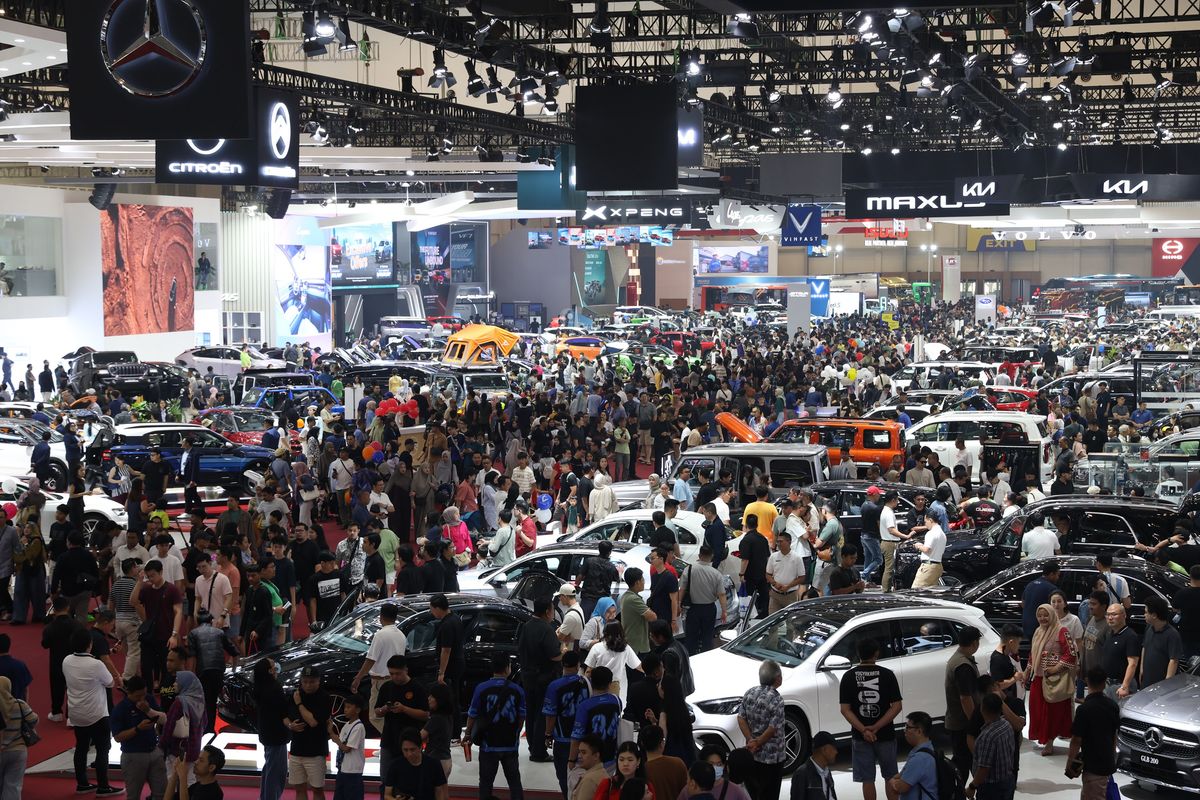 PAsar otomotif ASEAN, pajak kendaraan, penjualan mobil Indonesia, Kukuh Kumara, Tren Penjualan Mobil Malaysia Melesat, Apa Pengaruhnya ke Indonesia?