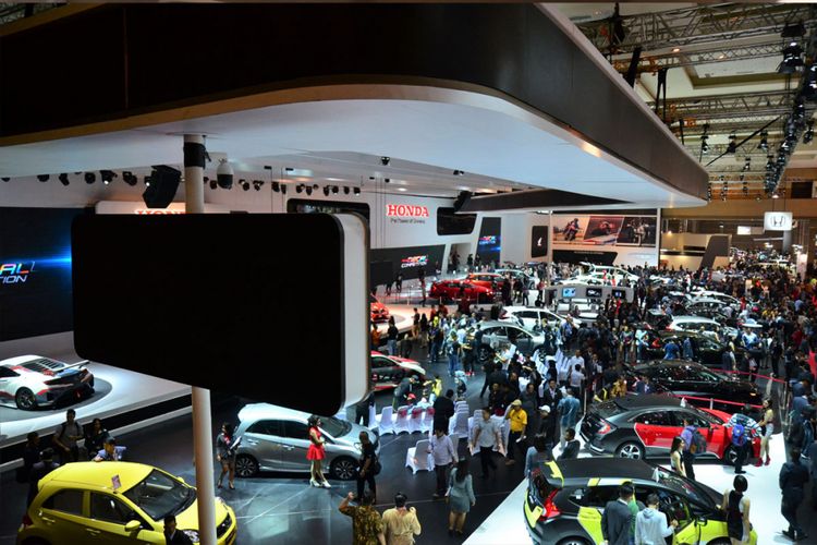 Honda Brio, mobil listrik, BYD Atto 1, konsumen otomotif, BYD Atto 1 Masuk Pasar, Honda Brio Tetap Dominan