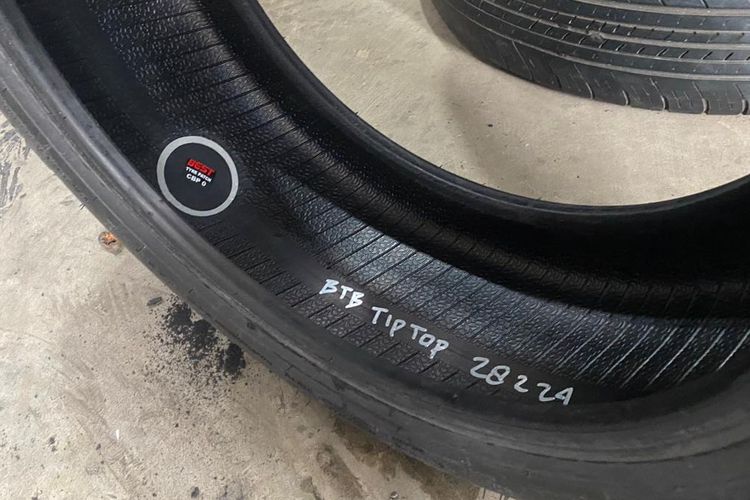 Ban mobil, hankook, karet, Semir Ban, usia ban, mencuci, tekanan, 5 Kebiasaan Sepele yang Diam-diam Memperpendek Umur Ban Mobil