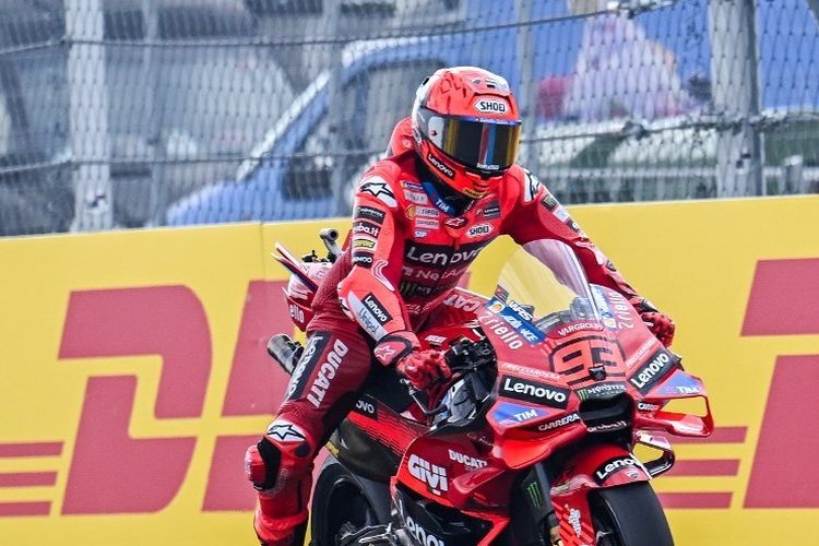 MotoGP, Marc Marquez, alex marquez, Hasil MotoGP, Pedro Acosta, motogp 2025, motogp hungaria 2025, sirkuit balaton park, hasil MotoGP Hungaria 2025, juara MotoGP Hungaria 2025, Hasil MotoGP Hungaria 2025: Marc Marquez Tak Terkalahkan