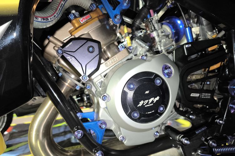 Motor mogok, penyebab motor mogok, motor susah dinyalakan, Kebiasaan Sepele yang Bikin Mesin Motor Susah Dinyalakan