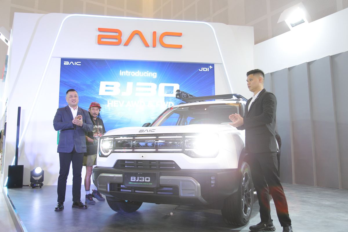 GIIAS, BAIC, GIIAS 2025, BJ30 Hybrid, Baic BJ30 Hybrid, BAIC Perkenalkan BJ30 Hybrid di Surabaya