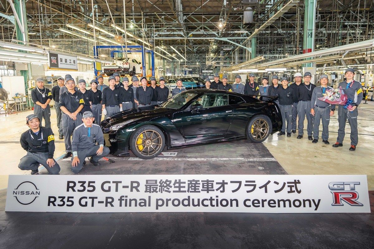 Ban mobil, pajak kendaraan, mobil listrik, biaya operasional, Populer Otomotif, artikel terpopuler, Nissan GT-R R35, CVT motor matik, Perpisahan Nissan GT-R, Kebiasaan Bikin CVT Jebol