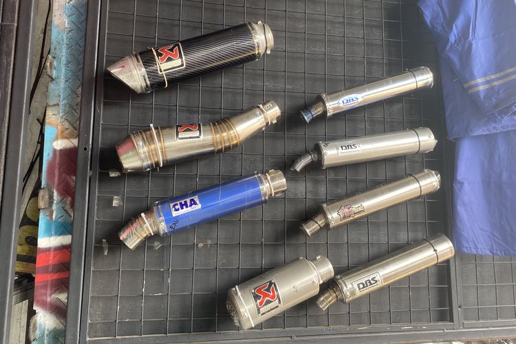 knalpot brong, Knalpot racing, knalpot aftermarket, knalpot standar, pengertian knalpot brong, Mengenal Knalpot Brong, Ini Bedanya dengan Knalpot Standar