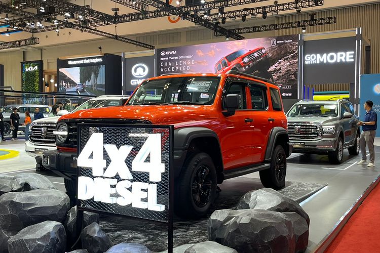 Mitsubishi Pajero Sport, GWM Tank 300 Diesel, SUV ladder-frame, performa off-road, Perbandingan GWM Tank 300 Diesel dan Pajero Sport; Adu Spesifikasi!