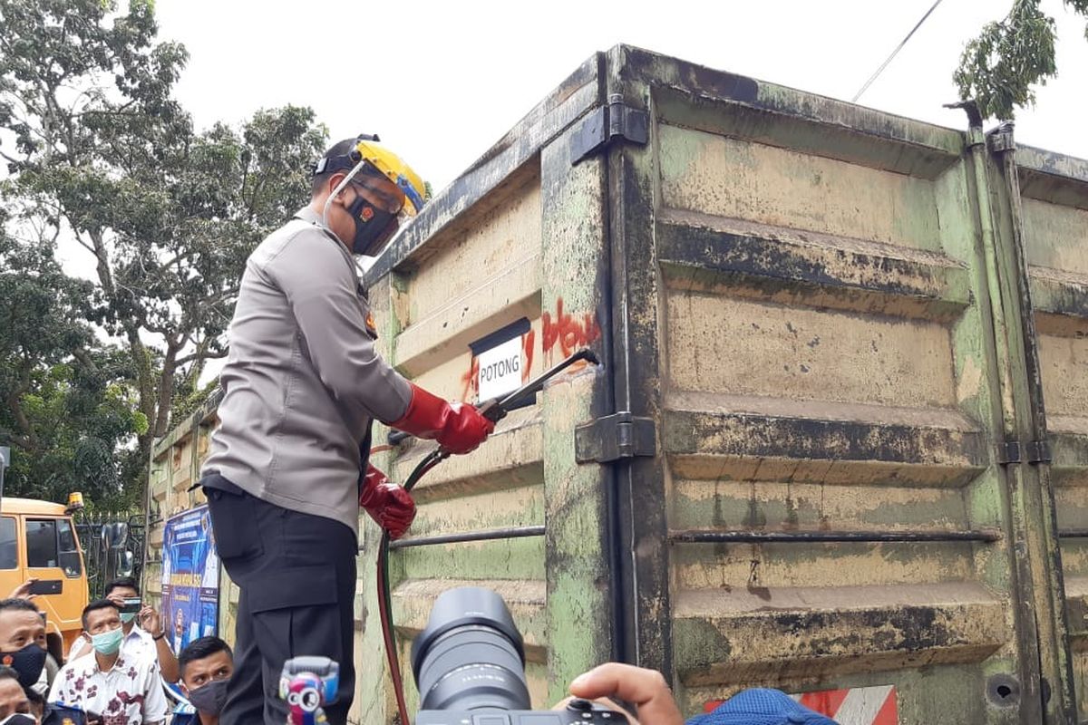 Korlantas, Kemenhub, normalisasi, ODOL, pemotongan, over dimension, Truk Over Dimensi, Normalisasi, Mulai Tahun Depan Truk Over Dimensi Akan Dipotong
