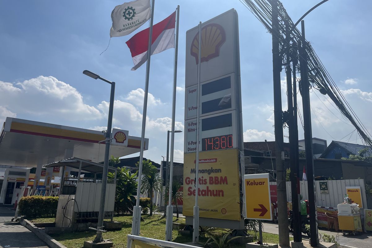 SPBU, Shell, Shell Indonesia, pom bensin, SPBU Shell, BBM di SPBU Shell Kosong, Petugas: Tidak Tahu Sampai Kapan