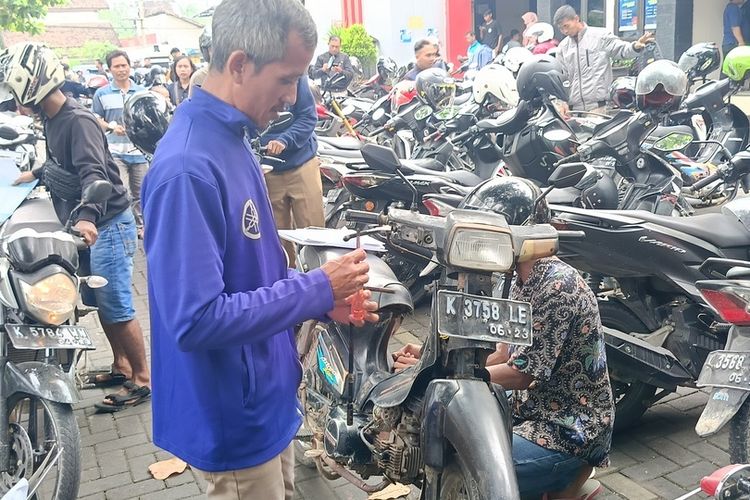 otomotif, pajak, Gaikindo, Pajak Kendaraan Bermotor, pajak mobil, Pajak Kendaraan Bermotor (PKB), Perbandingan Pajak Kendaraan di Indonesia dengan Malaysia, Beda Jauh