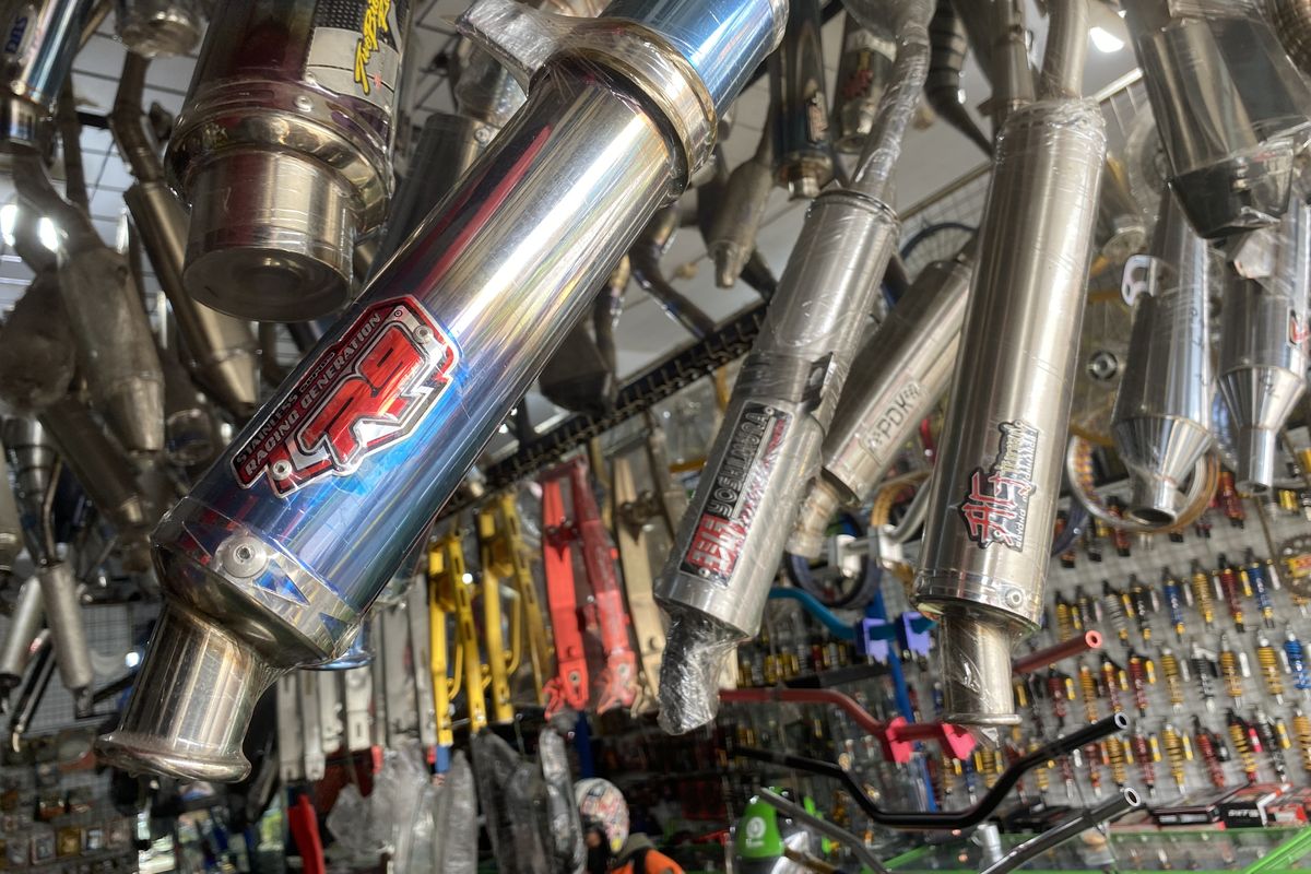 Dedi Mulyadi, knalpot, sepeda motor, knalpot brong, knalpot aftermarket, Asosiasi Knalpot Seluruh Indonesia (AKSI), Permintaan Asosiasi Pengusaha Knalpot Terkait Larangan Dedi Mulyadi