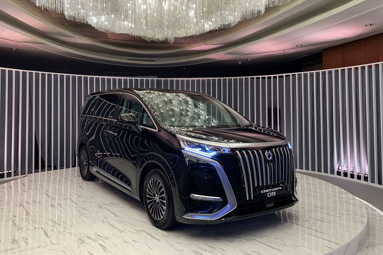 otomotif, mobil, mobil listrik, Denza, Denza D9, Denza D9 BYD, Denza D9 EV, BYD dan Denza Sudah Terjual 800 Unit di Jawa Timur