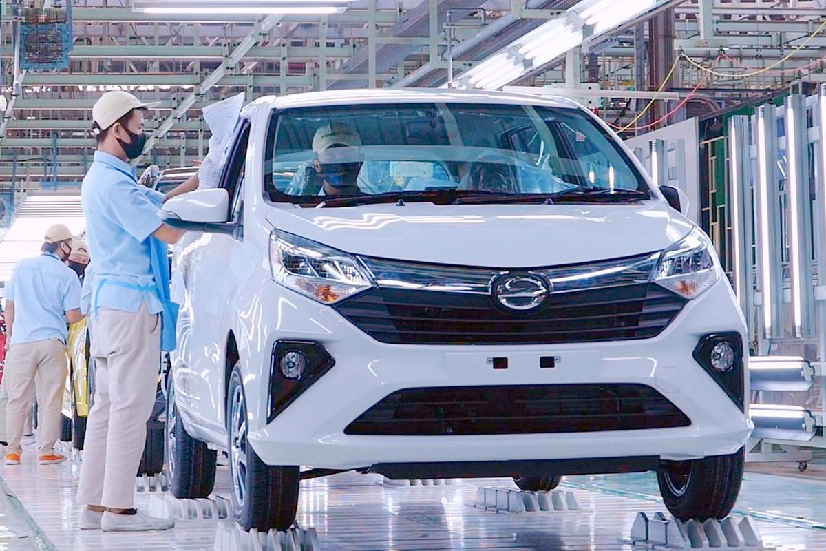 luca marini, power steering, Populer Otomotif, artikel terpopuler, suzuki fronx, Penjualan mobil hybrid, Produksi Daihatsu, Produksi Daihatsu Turun, Mobil Hybrid 2025
