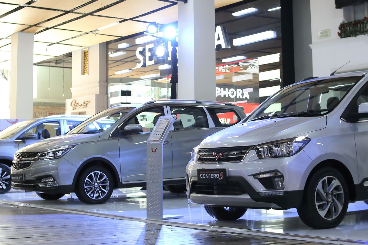 otomotif, Wuling, mobil listrik, diler mobil, kendaraan listrik, Wuling dan MG Resmikan Diler Gabungan di Jakarta, Pertama di Dunia