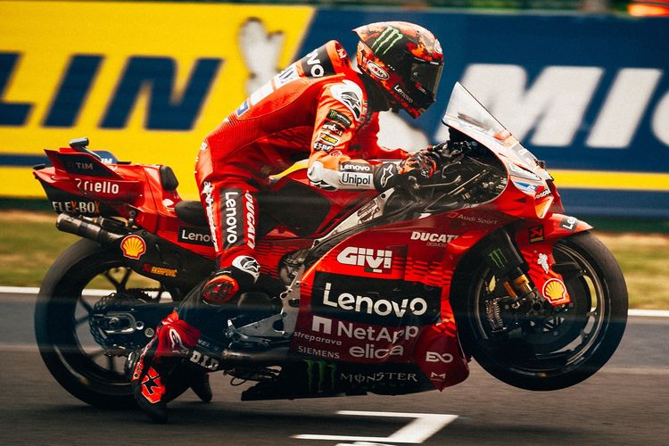 MotoGP, francesco bagnaia, bagnaia, motogp 2025, motogp hungaria 2025, Bagnaia Mengaku Kesulitan di MotoGP Hungaria 2025
