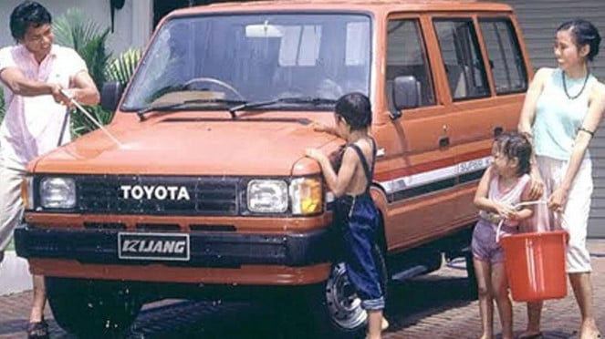 Kijang Super. Kijang Super.