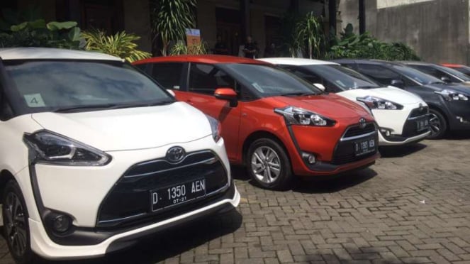 All New Toyota Sienta di Bandung. All New Toyota Sienta di Bandung.