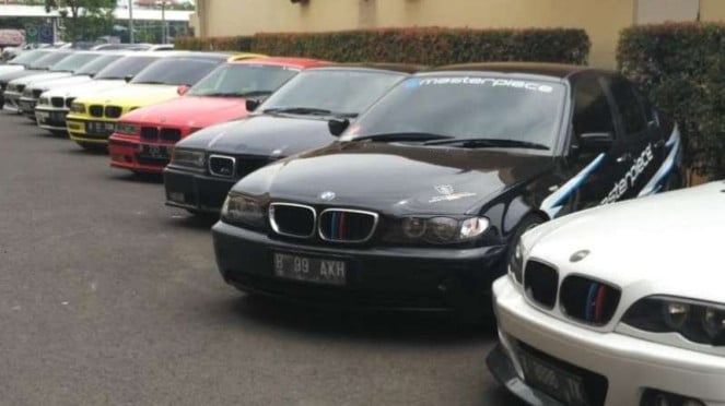 Ilustrasi BMW E46. Ilustrasi BMW E46.