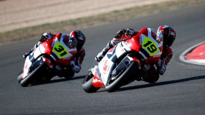 Dua Pembalap AHRT berlaga di CEV Moto2 European Championship Sirkuit Albacete. Dua Pembalap AHRT berlaga di CEV Moto2 European Championship Sirkuit Albacete.