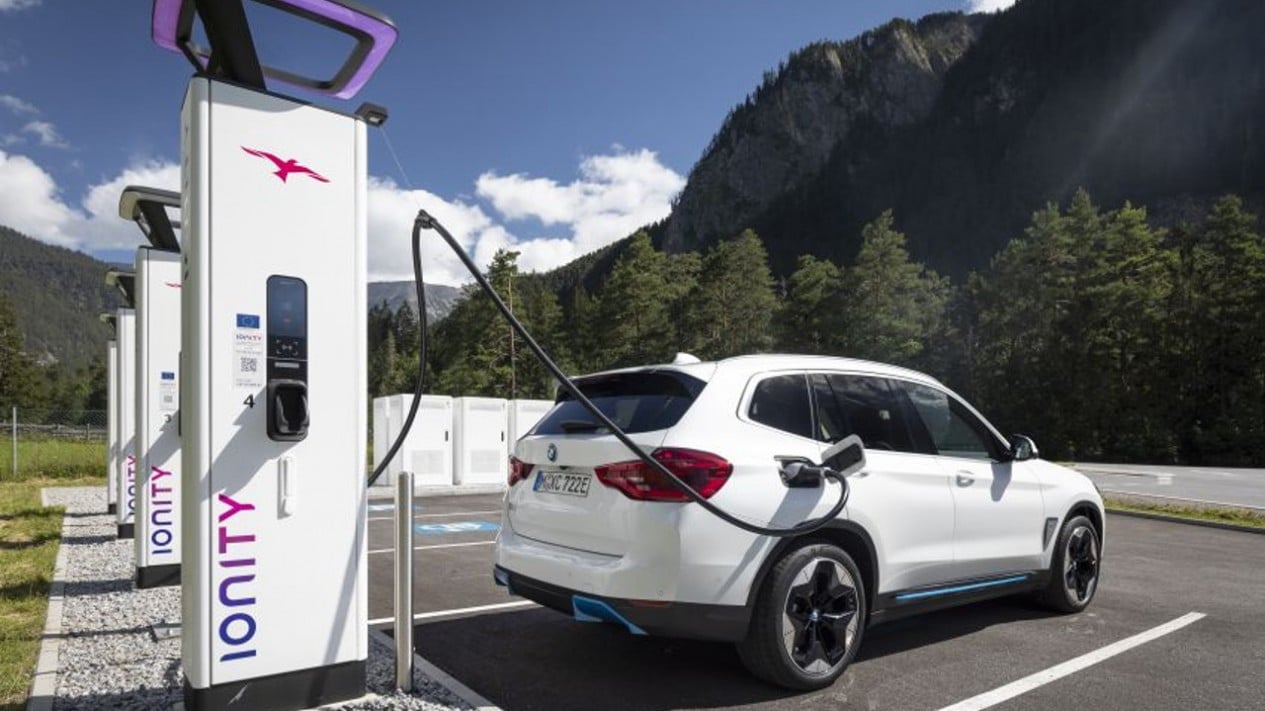 Mobil Listrik Ternyata Kehilangan Jarak Tempuh di Musim Dingin