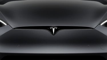 Logo mobil listrik Tesla