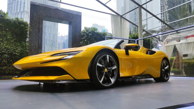 Ferrari SF90 Spider. Foto: Farhan/VIVA.co.id Ferrari SF90 Spider. Foto: Farhan/VIVA.co.id