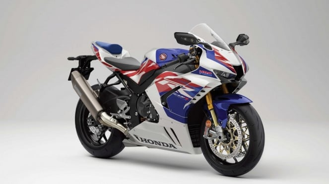 Honda CBR1000RR-R Fireblade SP Edisi 30 Tahun Honda CBR1000RR-R Fireblade SP Edisi 30 Tahun