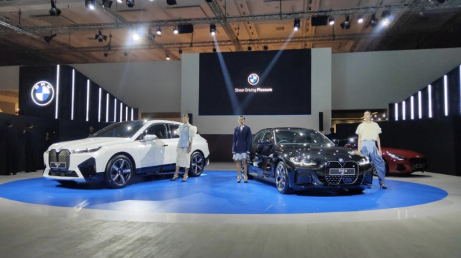 Mobil listrik baru BMW di GIIAS 2022 Mobil listrik baru BMW di GIIAS 2022