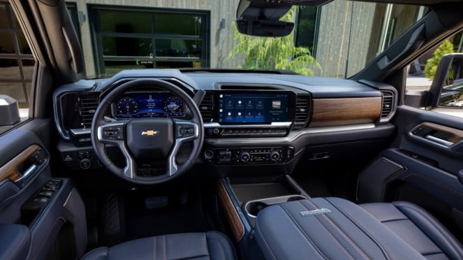Interior mobil pick-up Chevrolet Silverado Interior mobil pick-up Chevrolet Silverado