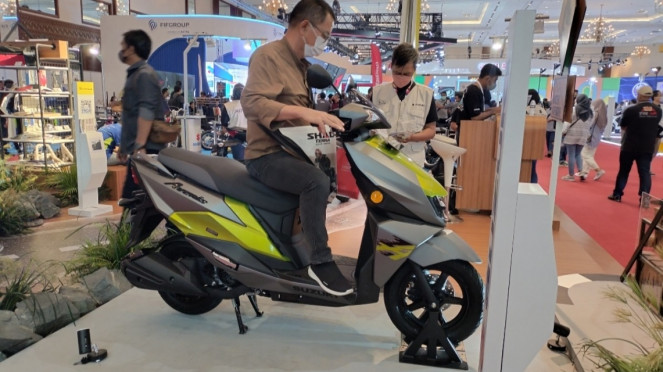 Suzuki Avenis 125 Suzuki Avenis 125