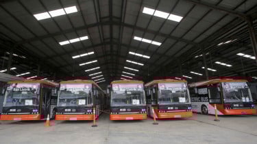 Jangan Lupa, Masa Depan EV Indonesia Bukan Cuma Mobil, tapi Motor dan Bus Listrik