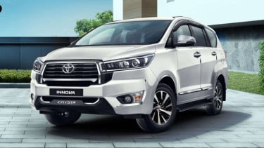 Jadi Mobil Favorit Keluarga, Toyota Malah Suntik Mati Innova Crysta