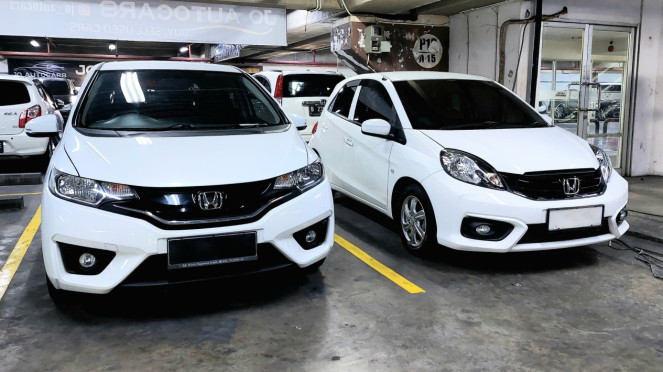 Mobil bekas Mobil bekas