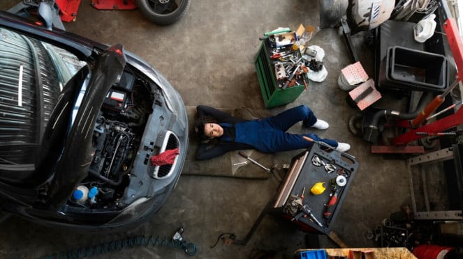 Mobil Ditahan Bengkel? Jangan Panik, Ini Hak Konsumen yang Wajib Anda Ketahui