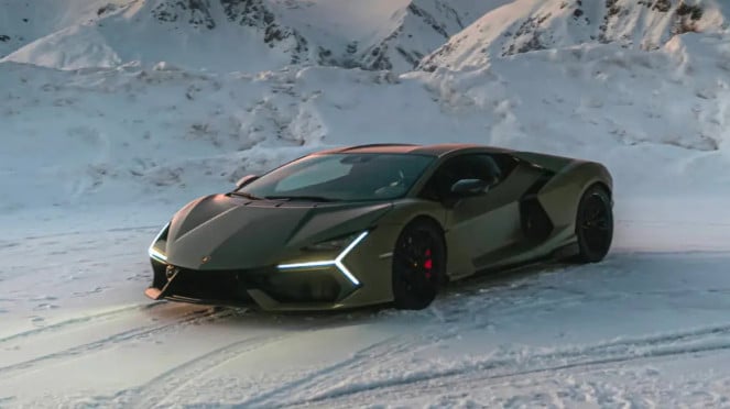 Lamborghini Revuelto Lamborghini Revuelto