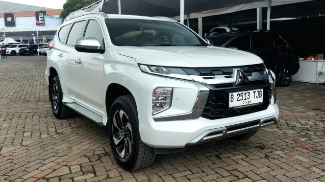 Mitsubishi Pajero Sport terbaru Mitsubishi Pajero Sport terbaru