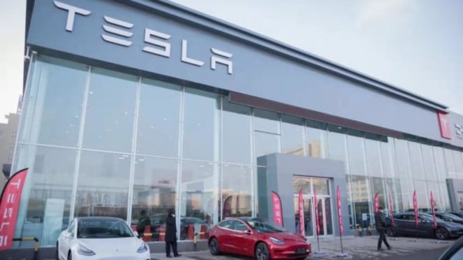 Diler Tesla di China Diler Tesla di China