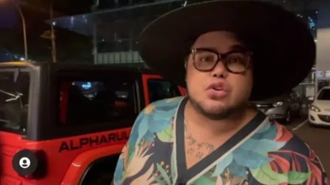 Ivan Gunawan menyindir mobil Deddy Corbuzier