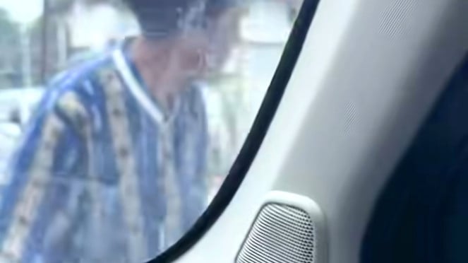 Modus pura-pura tertabrak mobil Modus pura-pura tertabrak mobil