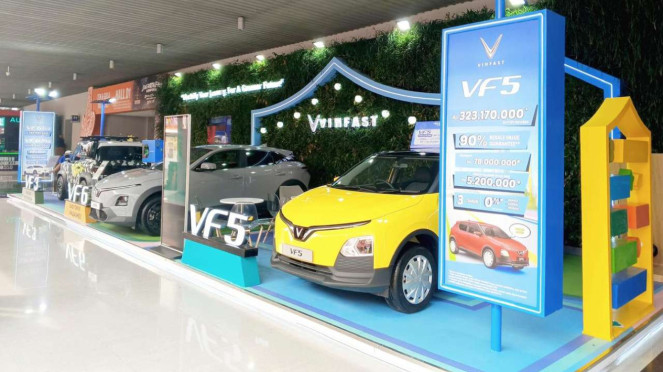 Promo mobil listrik VinFast di Jakarta Fair 2025 Promo mobil listrik VinFast di Jakarta Fair 2025