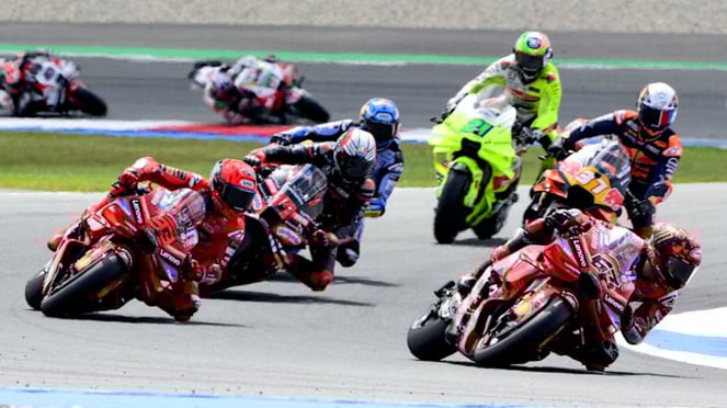 Francesco Bagnaia dan Marc Marquez di MotoGP Assen 2025 Francesco Bagnaia dan Marc Marquez di MotoGP Assen 2025