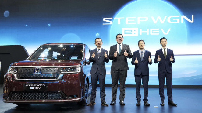 Honda STEP WGN e:HEV Honda STEP WGN e:HEV