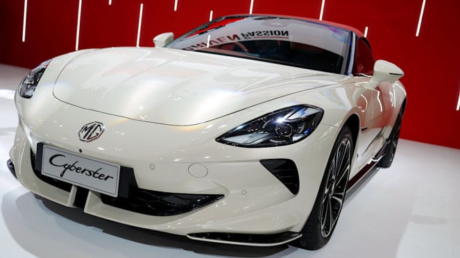 MG Cyberster warna baru di GIIAS 2025. MG Cyberster warna baru di GIIAS 2025.