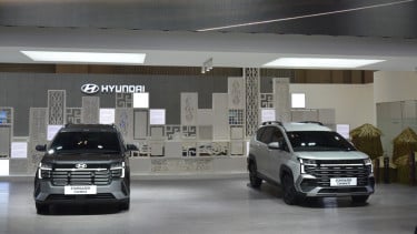 Hyundai Stargazer Cartenz
