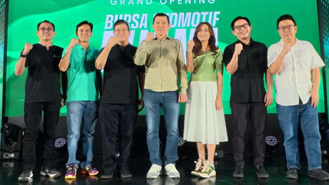 Buana Finance meluncurkan Bursa Otomotif Buana (BOB) di kawasan POIN PIK 2 Buana Finance meluncurkan Bursa Otomotif Buana (BOB) di kawasan POIN PIK 2