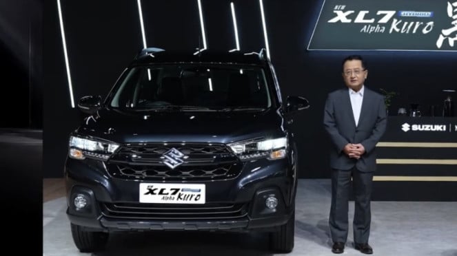 Suzuki New XL7 Hybrid Alpha Kuro Suzuki New XL7 Hybrid Alpha Kuro