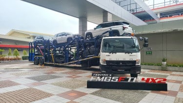 Mitsubishi Fuso Fighter X Tractor Head 4x2