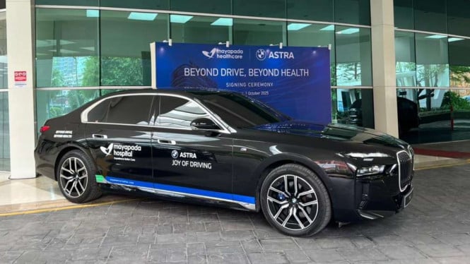 Mobil antar jemput pasien kolaborasi Mayapada Healthcare dengan BMW Astra