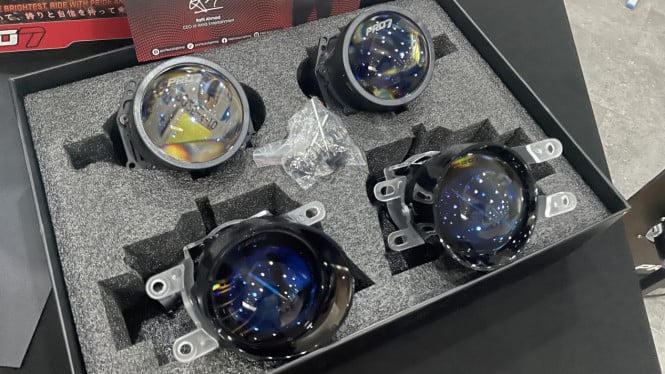 Lampu mobil