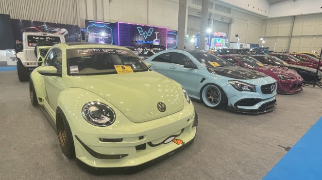 Deretan mobil modifikasi di IMX 2024 Deretan mobil modifikasi di IMX 2024