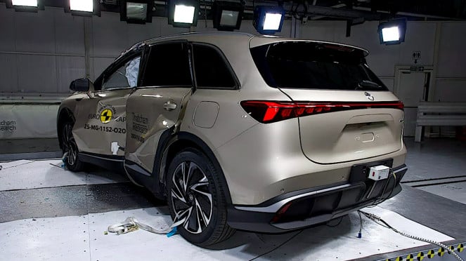 Bocoran MG S6 EV saat uji tabrak EURO NCAP. Bocoran MG S6 EV saat uji tabrak EURO NCAP.